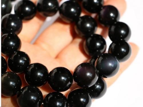 Обсидиан.  Тайны каменного стекла. 04