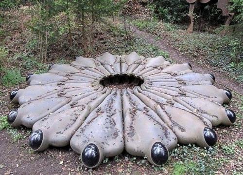 Кладбища инопланетян. Пожалуй, каждый из нас, глядя на звездное небо, однажды думал: а есть ли жизнь во вселенной? Кладбища инопланетян. Пожалуй, каждый из нас, глядя на звездное небо, однажды думал: а есть ли жизнь во вселенной?