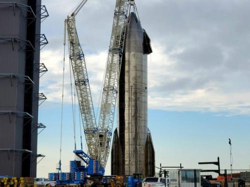 Spacex удвоит интенсивность испытаний прототипов Starship и запустит Super Heavy в 2021 году. 01