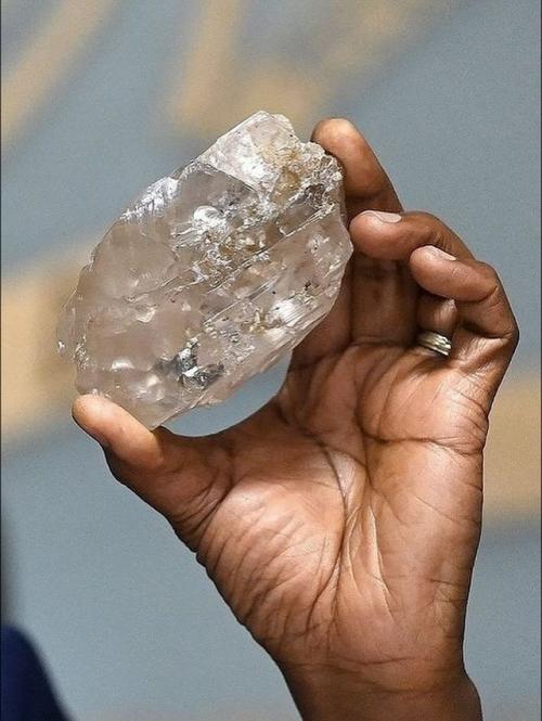 Второй в мире по величине алмаз, когда-либо найденный в истории, был обнаружен в Ботсване. 02