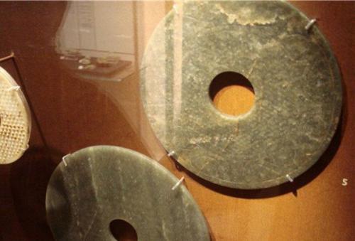 История каменных дисков баян - Хара - ула.
