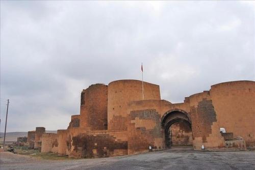 Подземный город Ани. 01