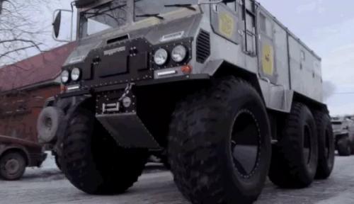 В России создан лучший в мире вездеход для покорения северного полюса.

