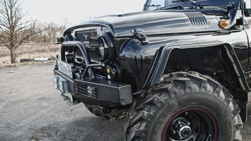 Пряморукие мaстeрa из Брянска создали нереально агрессивный и крутой уаз. 01