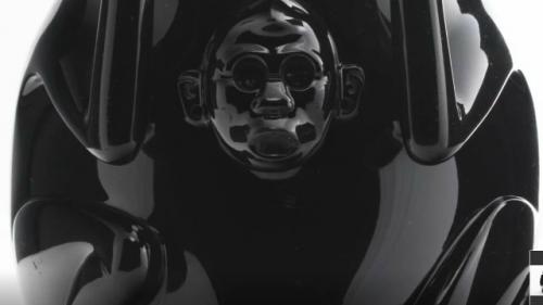 Чёрная обезьяна из обсидиана - древний артефакт высочайшего уровня обработки. 
