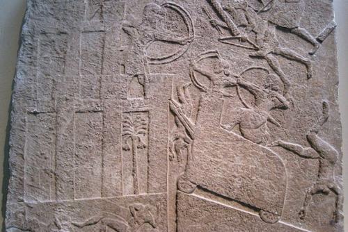 Ассирийские танкисты.  Ассирия - это древнее государство, которое находилось на территории современного Ирака. 03