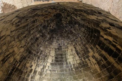 Гробница агамемнона - купольное сооружение, построенное по точным расчетам. 02 Гробница агамемнона - купольное сооружение, построенное по точным расчетам. 02