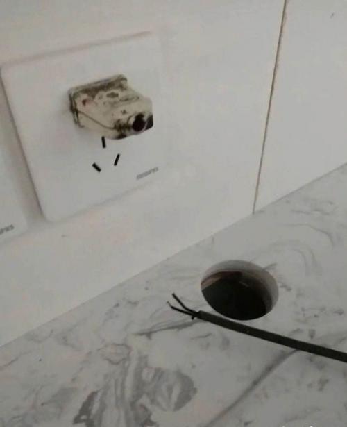 Когда понял, что быть электриком не твоё. 01