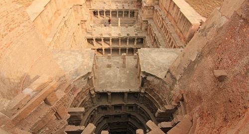 Рани -ки- вав - удивительное сооружение. 05