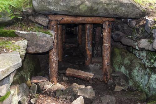 Остров веры.  Озеро тургояк.