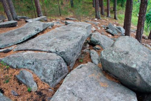 Остров веры.  Озеро тургояк. 01