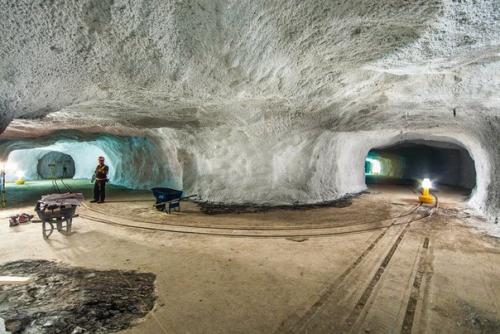 А вы знали, что строится научная станция, которая будет изучать космос. 03