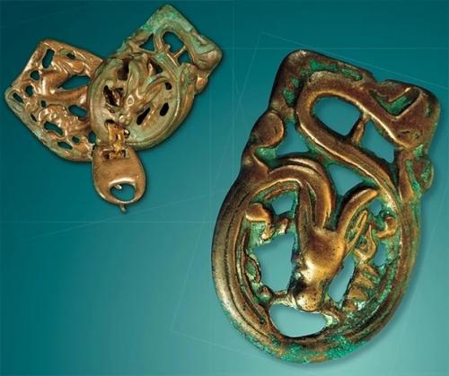 Об изображениях драконов на древних артефактах, найденных на территории Сибири. 04