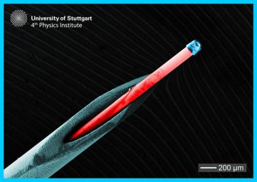 Ученые создали медицинскую камеру, которая может поместиться внутри иглы от шприца.