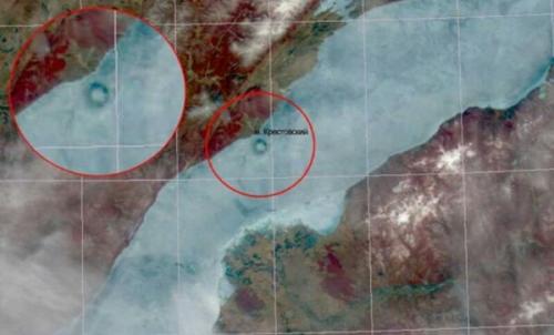 Загадочные круги на льду Байкала. 03