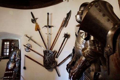 Уникальный замок бран в Румынии часто называют обителью нечисти и зла. 07