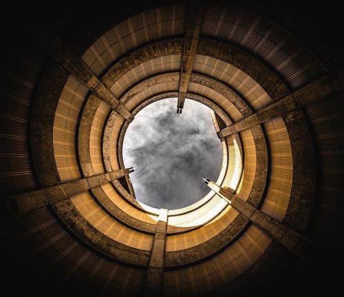 Симметричность линий: этот профиль в Instagram - настоящий рай для перфекционистов. 03