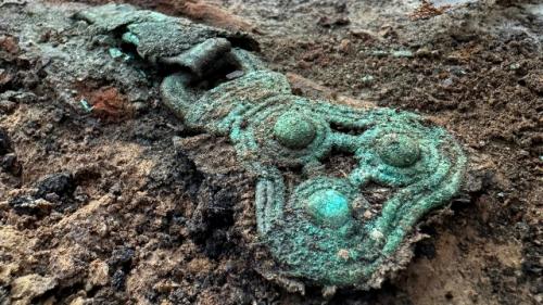 Под нижним Новгородом нашли женский головной убор муромы возрастом 1400 лет.

