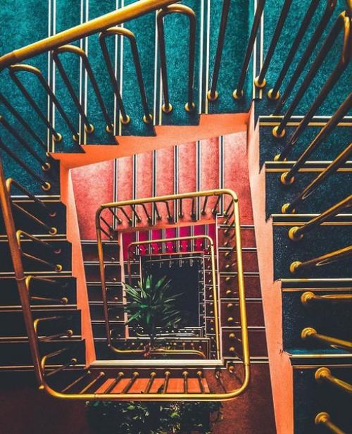 Симметричность линий: этот профиль в Instagram - настоящий рай для перфекционистов. 02