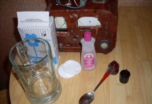 Как выгравировать имя на ложке в домашних условиях? 

