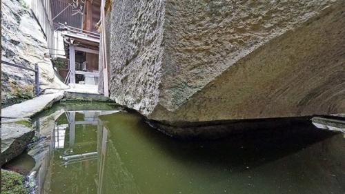 Таинственный японский мегалит иши - но - ходен. 08 Таинственный японский мегалит иши - но - ходен. 08