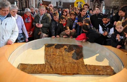 10 древних артефактов, которые вполне могут быть святым граалем. 07 10 древних артефактов, которые вполне могут быть святым граалем. 07