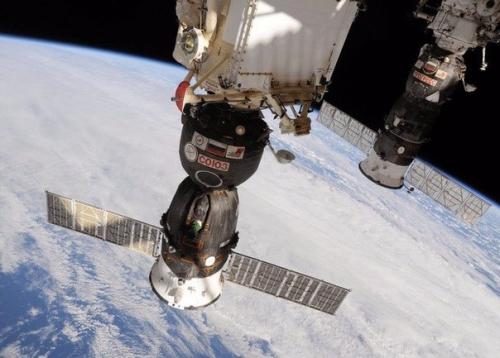 Союз ТМА - 18 М успешно пристыковался к мкс. Союз ТМА - 18 М успешно пристыковался к мкс.