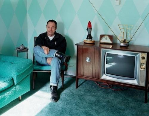 Как по мне так, очень даже стильно. 04