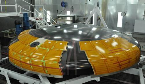 Nasa готовит тепловой щит Orion к первому полёту на борту SLS. Nasa готовит тепловой щит Orion к первому полёту на борту SLS.