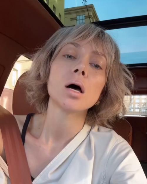 Настасья самбурская решительно опровергает слухи о том, что у неё есть влиятельные покровители. 01