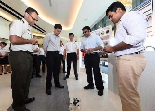 Сингапур вооружится роботами - пауками.

