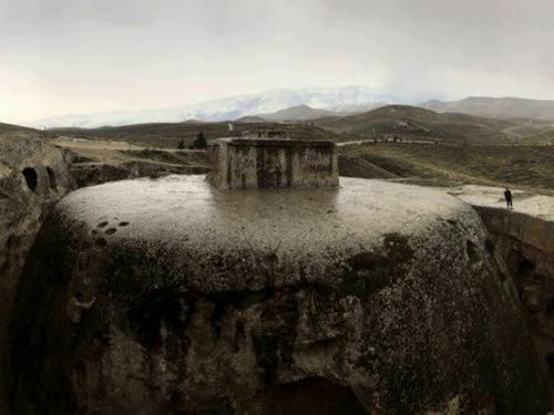 Ступа тахт - э Рустам. 04