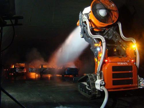 Австралия первый робот для тушения пожаров получила. 04