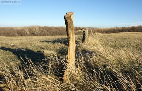 Подберите с помощью колористики несколько цветов.