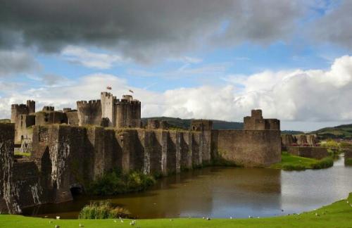 Самый удивительный замок в Великобритании - замок кайрфилли. 07 Самый удивительный замок в Великобритании - замок кайрфилли. 07