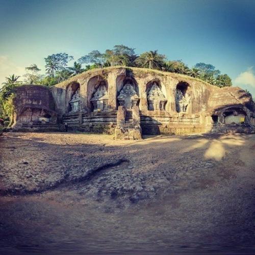 Храмовый комплекс Гунунг Кави. 02 Храмовый комплекс Гунунг Кави. 02