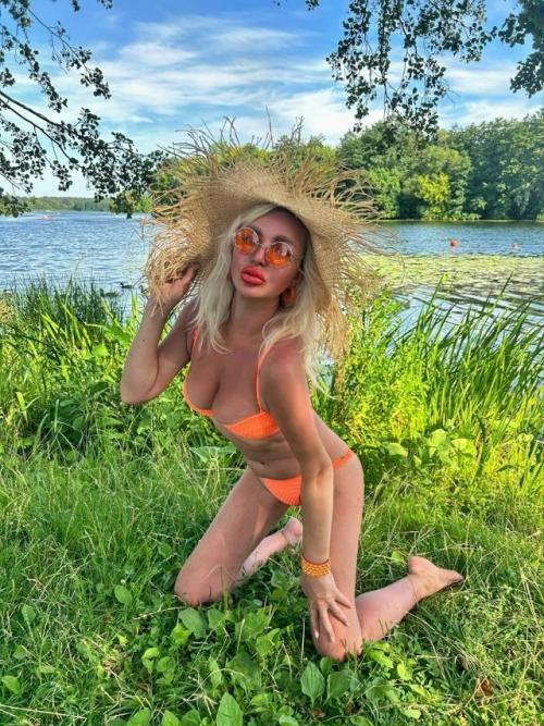 Липецкую представительницу лдпр захейтили за хвастовство и эротические фотографии. 03