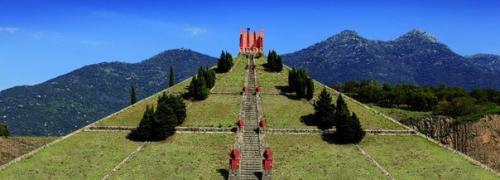 Древние пирамиды.  Франции. 09