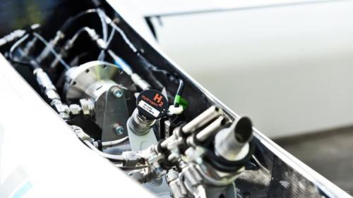 Самолет на водородных топливных элементах первый полет совершил. 03