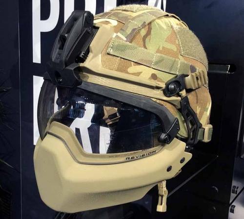 Солдаты армии США, что базируются в Афганистане, получили новейшие шлемы, которые на 100% защищают голову от ударов. 01