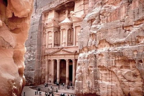 Каср аль - Фарид - одинокий замок в пустыне: кто и как мог высечь это чудо в скале. 05 Каср аль - Фарид - одинокий замок в пустыне: кто и как мог высечь это чудо в скале. 05