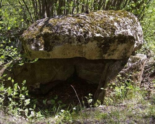 Таврские ящики: загадочные Крымские Дольмены. 01