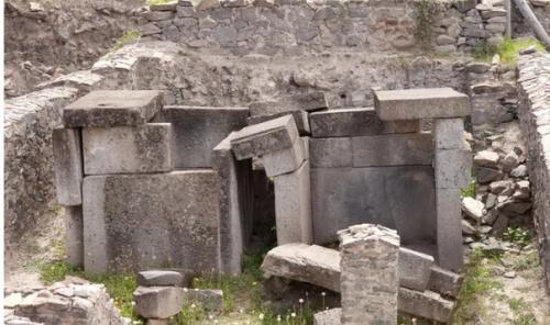 Загадочная древняя цивилизация в перу умела делать тонкие базальтовые плиты. 05