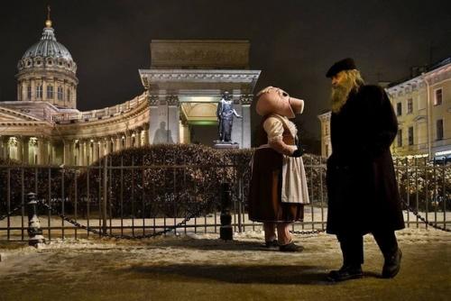 Мне кажется, этот город и улицы имеют более эстетически приятные визуальные ощущения. 08