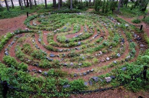 Притяжение лабиринтов.  Происхождение слова Лабиринт до сих пор не вполне ясно. 08 Притяжение лабиринтов.  Происхождение слова Лабиринт до сих пор не вполне ясно. 08