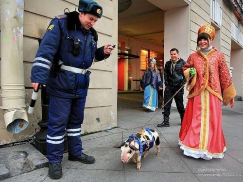 Мне кажется, этот город и улицы имеют более эстетически приятные визуальные ощущения. 05