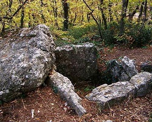 Таврские ящики: загадочные Крымские Дольмены. 04