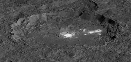 Яркие области на Церере о геологической активности свидетельствуют. 03