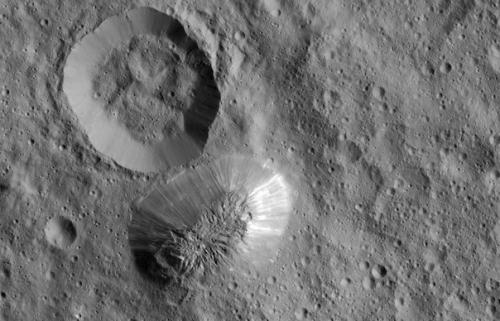 Яркие области на Церере о геологической активности свидетельствуют. 02