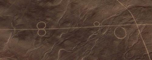 Под песками Египта обнаружены странные линии. 02